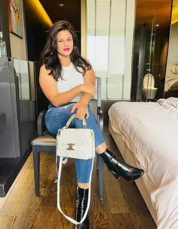 Gorgeous Mount Abu Call Girl